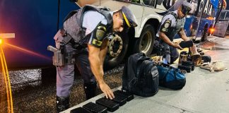 Bolivianos são presos em Presidente Prudente transportando 17 Kg de pasta base de cocaína