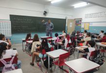Programa Bombeiro na Escola inicia atividades de 2025 nas escolas municipais