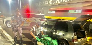 Polícia Rodoviária prende homem de 36 anos com 112 Kg de maconha em porta malas