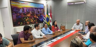 Prefeitura de Prudente e Vivo discutem parcerias para ações de governo