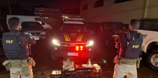 Casal prudentino com filha menor é preso com drogas e contrabando em caminhonete no MS