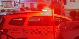 MULHER GRÁVIDA: Homem dá pauladas e amola faca na frente de esposa em Piquerobi