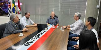 Prefeito Tupã recebe diretoria e gerência da Sabesp para alinhar ações conjuntas em 2025