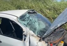Mulher perde controle e capota carro em rodovia perto de Teodoro Sampaio