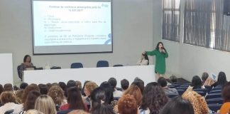 Encontro discute Protocolos de Escuta Especializada na Rede Municipal de Ensino