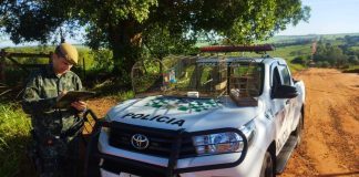 Morador de Teodoro Sampaio é multado em R$ 1,5 mil por manter aves silvestres em cativeiro