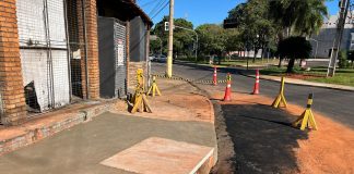 Secretaria de Obras conclui obras de bueiros e galeria em rotatória do Parque do Povo