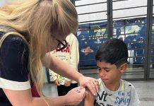 Seduc e Sesau já aplicaram cerca de mil doses de vacinas nas escolas