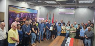 Prefeito assina decreto da posse dos novos membros da Comissão Interna de Prevenção de Acidente