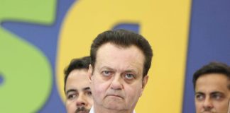 Entre Lula e Bolsonaro, Kassab dá sinais de alinhamento com os dois lados