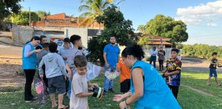 Energisa dá aula de segurança à crianças no bairro Humberto Salvador