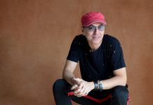 Zeca Baleiro e Arnaldo Antunes encerram o Festival Sesc Thermas do Rock neste domingo