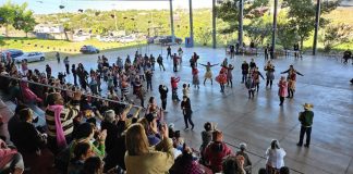 Arraial 60+ reúne 400 idosos na Praça da Juventude da Cohab