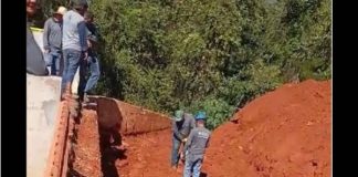 Ponte entre Humberto Salvador e João Domingos Neto segue interditada após um mês