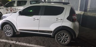 Mulher deixa chave no carro e homem furta veículo para viajar 260 Km