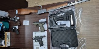 Briga entre vizinhos por poda de árvore leva à apreensão de arsenal em casa de empresário em Prudente