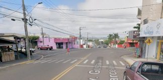 Motoqueiro embriagado atropela três pessoas no Ana Jacinta