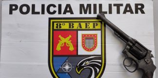 8º BAEP apreende revólver em operação na Vila Luso em Presidente Prudente