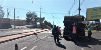 Prefeitura divulga que já tampou 15 mil buracos desde o começo do ano