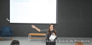 Palestra da Dra. Fabiana Marangoni em Presidente Prudente destaca inclusão e diagnóstico tardio do autismo