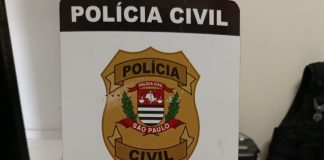 Polícia Civil prende homem de 44 anos vendendo drogas na Praça 9 de Julho no Calçadão