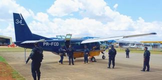PRF apoia Polícia Penal Federal em remoção de apenado de Brasília para Presidente Prudente