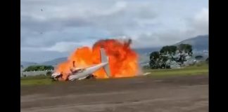 VIDEO: Avião bimotor com duas pessoas cai após decolagem na Venezuela