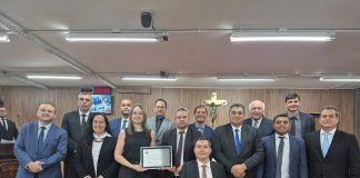 Procon de Presidente Prudente recebe Cartão de Prata da Câmara de Vereadores