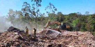 Incêndio na Vila Furquim continua, mas Força-tarefa avança no combate