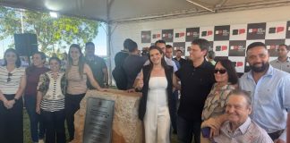 Governador Tarcísio lança pedra fundamental do AME de Presidente Venceslau