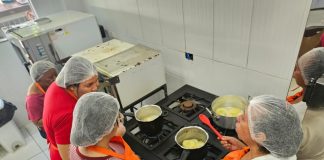 Em clima de natal, cursos do Fundo Social oferecem cursos de produção de kirigami e compotas