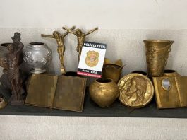 Polícia Civil recupera mais de 80 quilos de peças de bronze furtadas do cemitério de Junqueirópolis