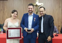 Roger Gasques recebe medalha Mérito Fundador “Coronel Francisco de Paula Goulart” por relevantes serviços prestados à região