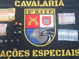 Cavalaria do 8º BAEP prende homem em flagrante por tráfico de drogas na rodoviária