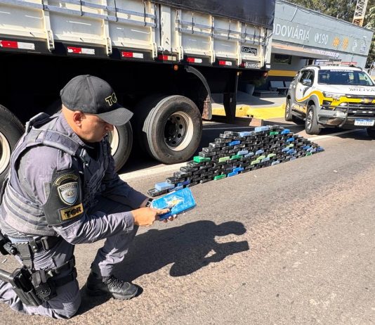 Polícia Rodoviária apreende caminhão com quase 140 kg de cocaína na Raposo Tavares