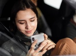 Do papel ao app: como a digitalização dos Detrans mudou a relação do motorista com as burocracias?