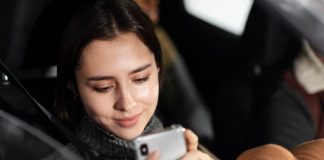 Do papel ao app: como a digitalização dos Detrans mudou a relação do motorista com as burocracias?