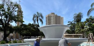 Prefeitura revitaliza fonte da Praça 9 de Julho e pista de caminhada do Parque do Povo