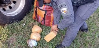 Polícia Rodoviária prende dois bolivianos e uma mulher grávida com mais de 10 quilos de cocaína na rodovia Raposo Tavares
