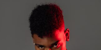 Cantor Luker, ex-The Voice Brasil, se apresenta no Sesc Thermas neste sábado