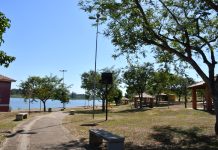 Durante férias escolares, Balneário da Amizade amplia horário de funcionamento até as 22h30