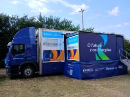 Em um ano, unidade móvel do Nossa Energia visita 39 cidades e substitui mais de 36 mil lâmpadas de famílias de baixa renda