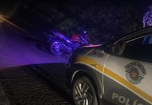 Acidente com motocicleta deixa um ferido leve e um grave na rodovia Raposo Tavares, em Santo Anastácio