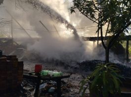 Incêndio atinge carvoaria na manhã de sábado de Carnaval em Indiana