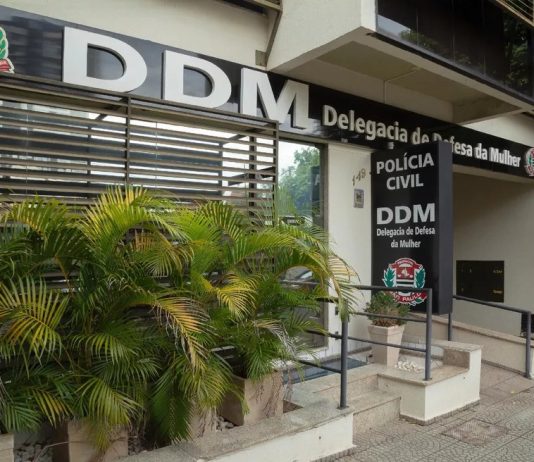 Filho é preso após invadir casa da mãe, ameaçar e descumprir medida protetiva