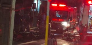 Colisão entre motos deixa dois feridos em cruzamento movimentado de Presidente Prudente