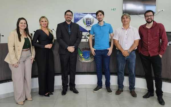 Câmara de Álvares Machado promove capacitação para servidores sobre licitações e contratos administrativos