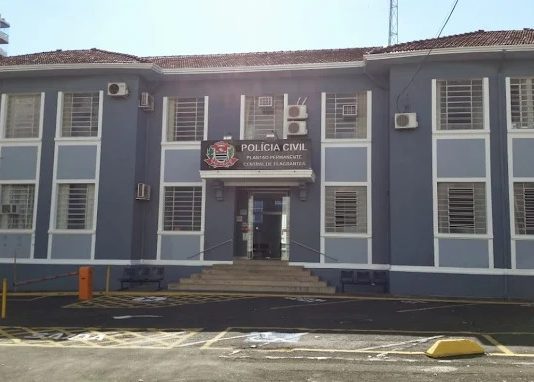 Família é feita refém durante roubo em casa em Presidente Prudente