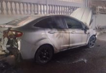 VINGANÇA: Carro é incendiado por engano durante a madrugada no Jardim Jequitibás, em Presidente Prudente