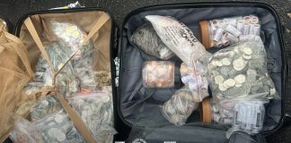 Passageiro é flagrado com 15 malas de dinheiro de vários países estrangeiros na Raposo Tavares em Presidente Venceslau